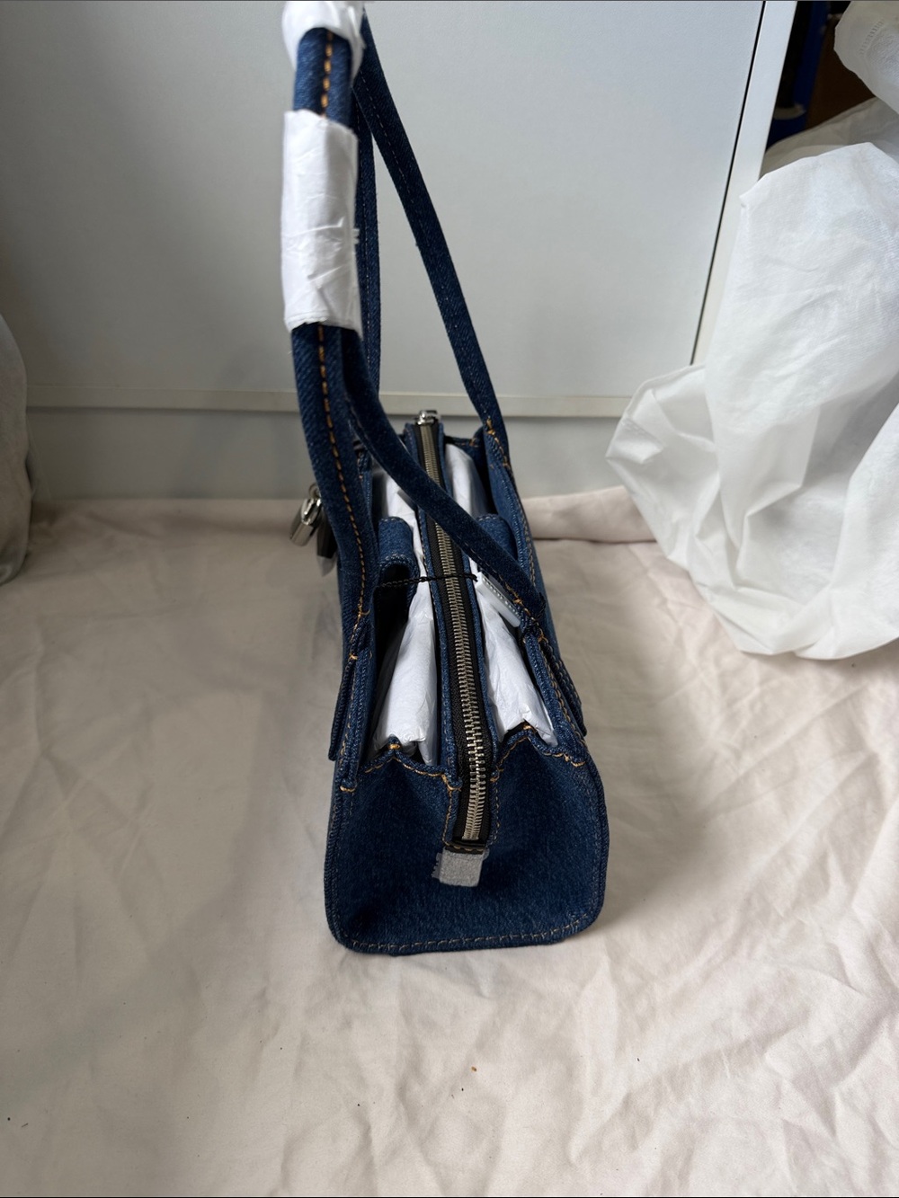 Marc Jacobs Dark Blue Denim Shoulder Bag with Lock Charm - Picture 4 of 6
